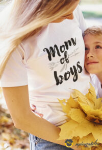 mom-of-boys-ii-wh