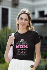 The-best-mom-was-born-bl