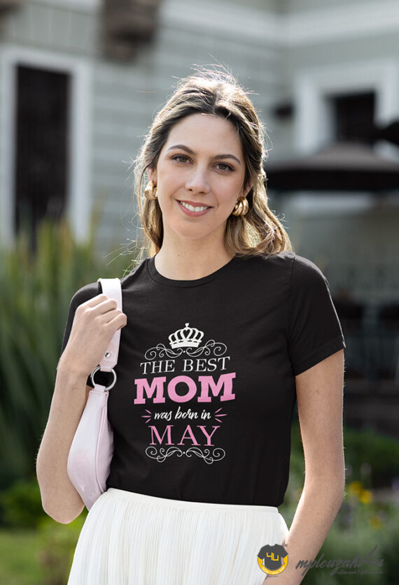 The-best-mom-was-born-bl