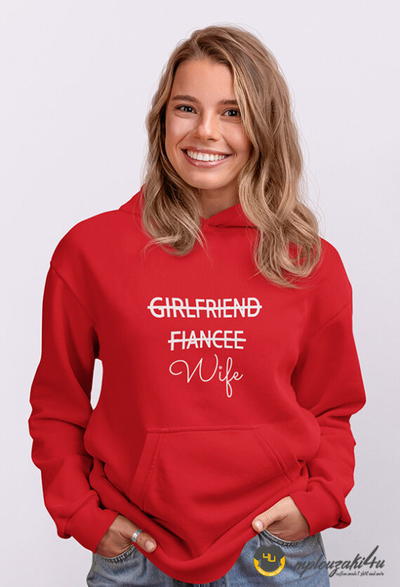 Girlfriend-fiancee-hred
