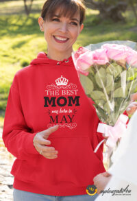The-best-mom-was-born-hR