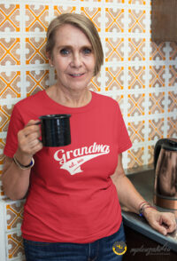 Grandma-est-red